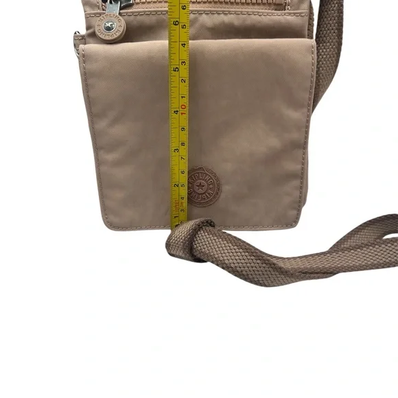 Kipling Eldorado Lightweight Crossbody Bag in light Pink‎ - EUC - Picture 7 of 7